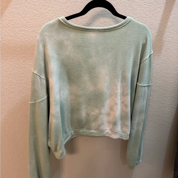 Mint Green Women's Top - Picture 2 of 4